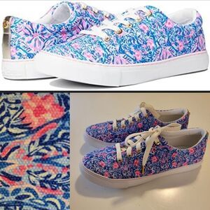 NEW LILLY PULITZER BLUE PINK GOLD SNEAKERS CANVAS TENNIS SHOES 9.5 9 1/2 NWT